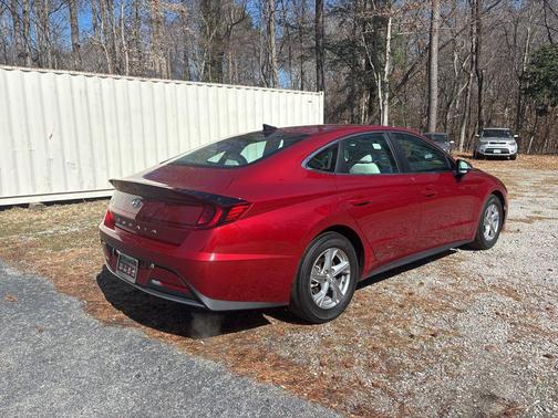 Ultimate Red 2023 Hyundai SONATA SE