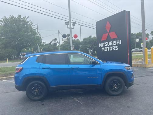 Laser Blue Pearlcoat 2022 Jeep Compass Latitude