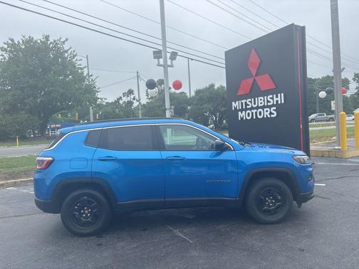 Laser Blue Pearlcoat 2022 Jeep Compass Latitude