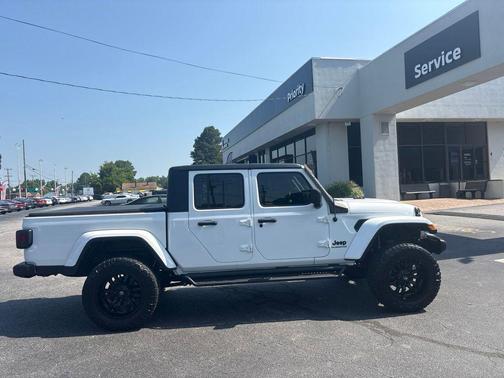 Bright White Clearcoat 2022 Jeep Gladiator Sport S