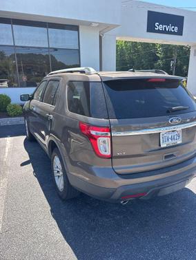 Caribou Metallic 2015 Ford Explorer XLT