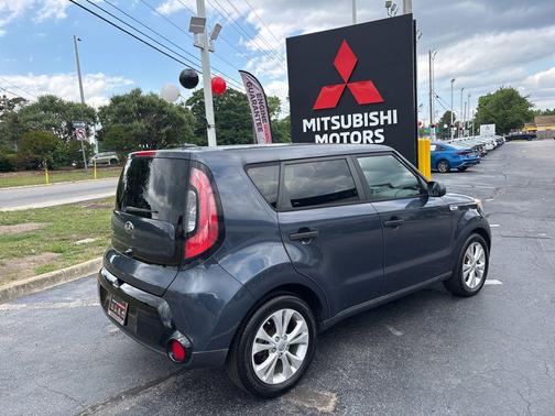 Fathom Blue 2016 Kia Soul +
