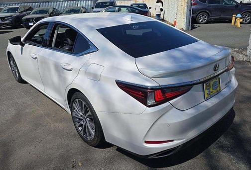 White Pearl 2021 Lexus ES 350 Base