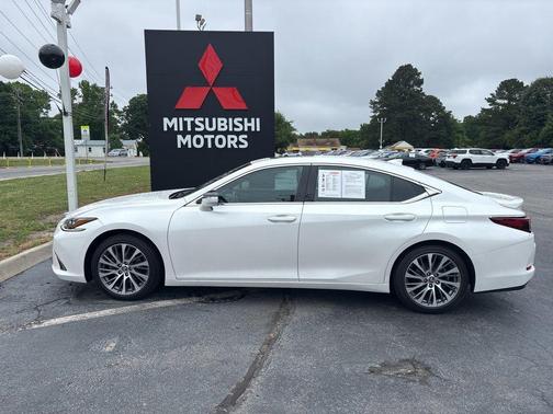 White Pearl 2021 Lexus ES 350 Base