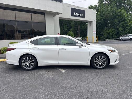White Pearl 2021 Lexus ES 350 Base