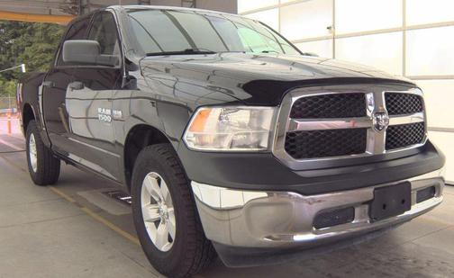 Diamond Black Crystal Pearlcoat 2021 RAM 1500 Classic SSV Crew Cab 4x4 5'7' Box