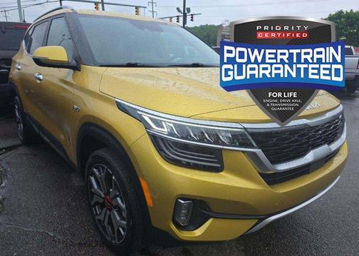 Starbright Yellow/Black Roof 2022 Kia Seltos SX Turbo