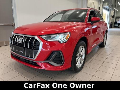 2025 Audi Q3 Premium 45 TFSI S line quattro Tiptronic