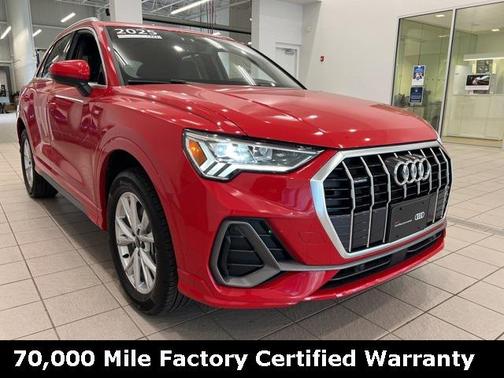 2025 Audi Q3 Premium 45 TFSI S line quattro Tiptronic