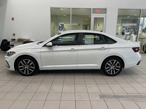 2025 Volkswagen Jetta 1.5T SE