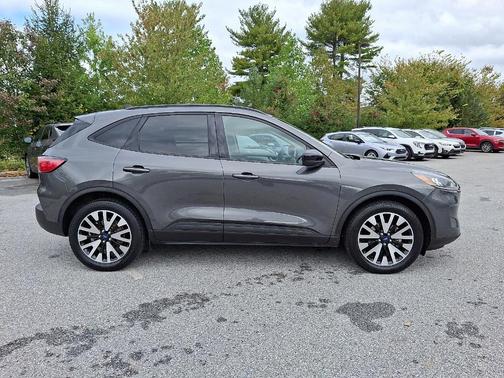 2020 Ford Escape SE Sport Hybrid