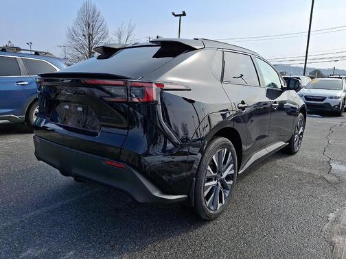 2026 Subaru Solterra Touring