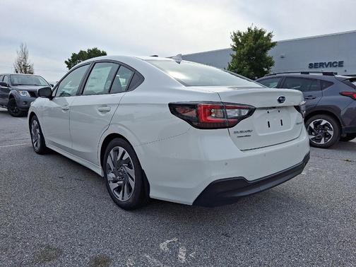2025 Subaru Legacy 