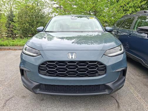 Pearl 2024 Honda HR-V LX