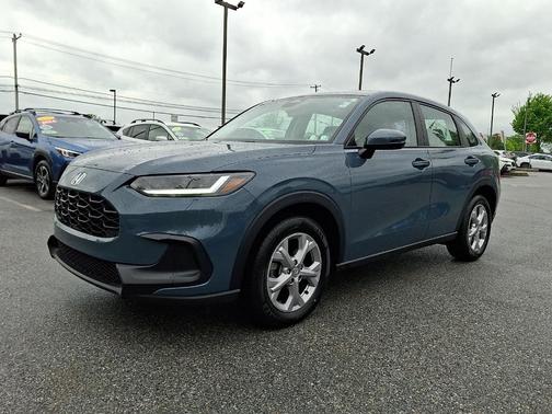 Pearl 2024 Honda HR-V LX