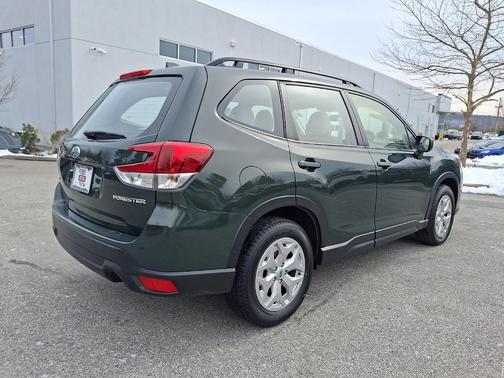 2023 Subaru Forester Base (CVT)
