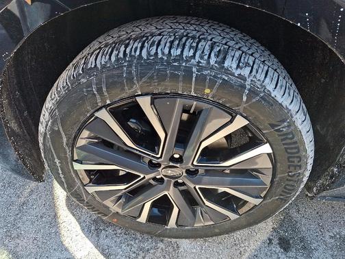 2026 Subaru Solterra Limited