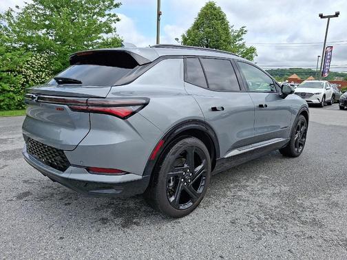 2024 Chevrolet Equinox EV RS