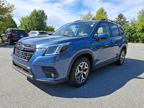 2024 Subaru Forester Premium
