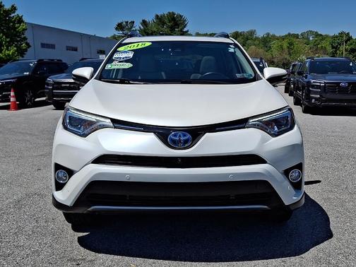 Blizzard Pearl 2018 Toyota RAV4 Hybrid Limited
