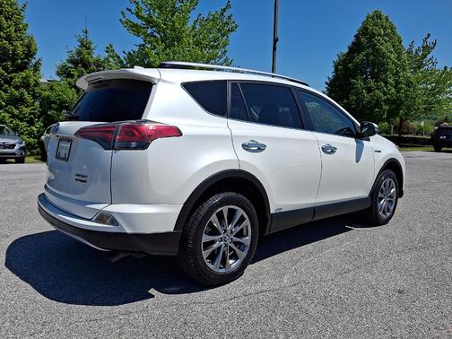 Blizzard Pearl 2018 Toyota RAV4 Hybrid Limited