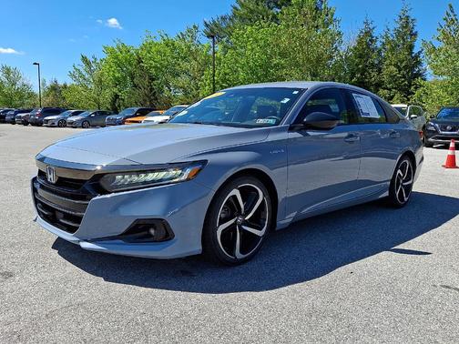 Sonic Gray Pearl 2022 Honda Accord Hybrid Sport