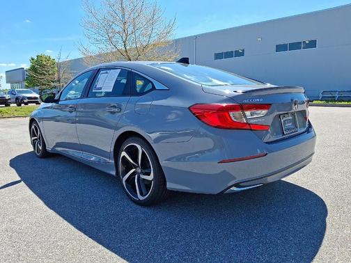 Sonic Gray Pearl 2022 Honda Accord Hybrid Sport