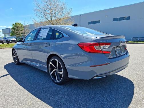 Sonic Gray Pearl 2022 Honda Accord Hybrid Sport
