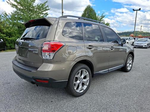 2017 Subaru Forester 2.5i Touring