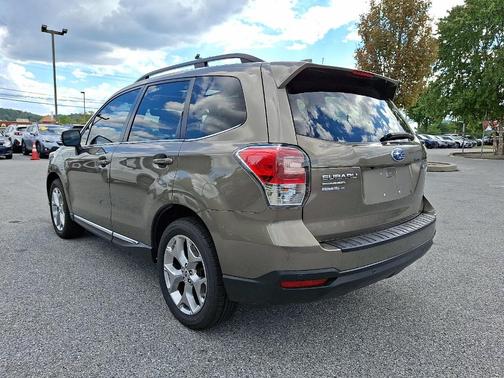 2017 Subaru Forester 2.5i Touring