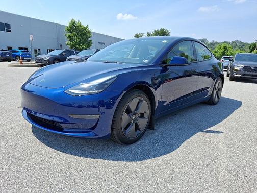2023 Tesla Model 3 Base