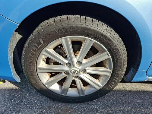 2012 Toyota Camry Hybrid XLE