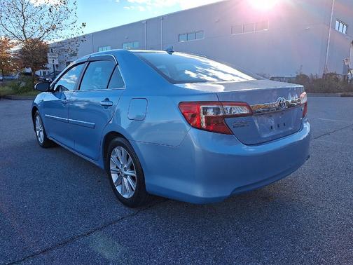 2012 Toyota Camry Hybrid XLE