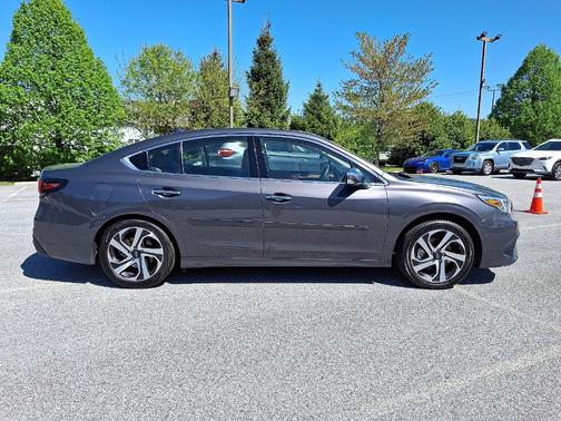 2022 Subaru Legacy Touring XT