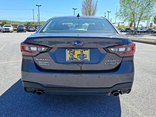 2022 Subaru Legacy Touring XT