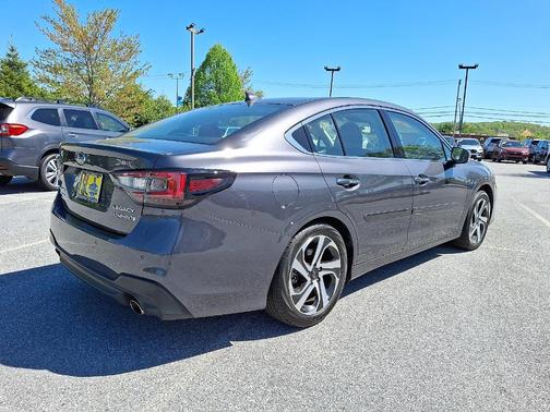 2022 Subaru Legacy Touring XT