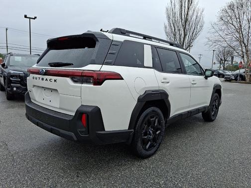 Crystal White Pearl 2026 Subaru Outback Limited