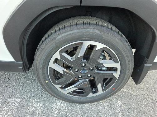 2025 Subaru Forester Hybrid Premium