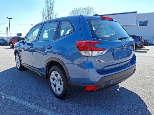 2022 Subaru Forester Base (CVT)