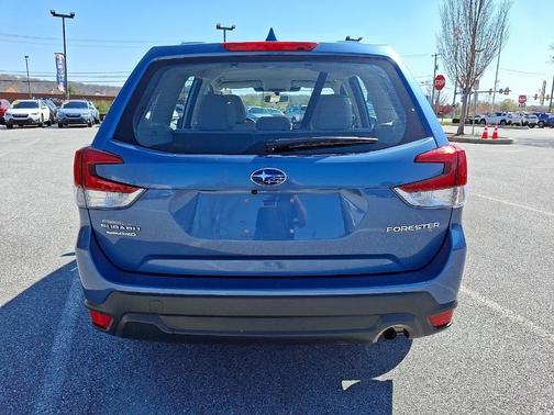 2022 Subaru Forester Base (CVT)