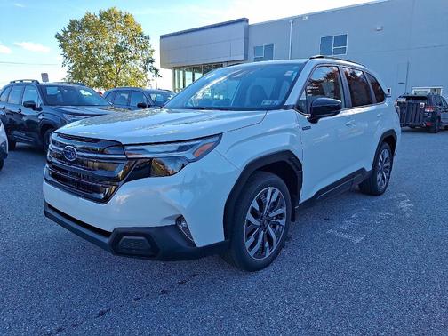 2025 Subaru Forester Hybrid Touring