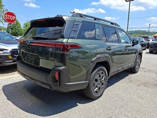Deep Emerald Green 2026 Subaru Outback Premium