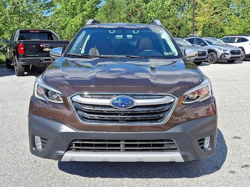 2022 Subaru Outback Touring