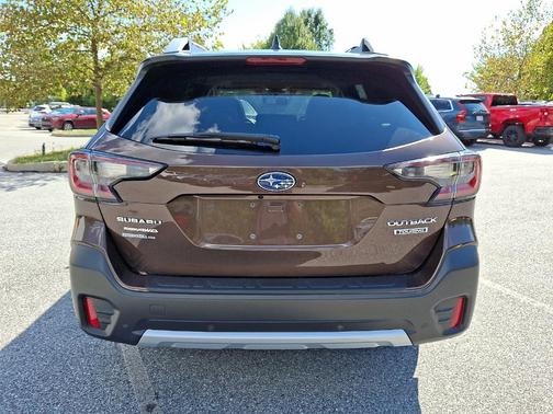 2022 Subaru Outback Touring