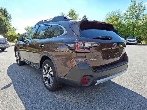 2022 Subaru Outback Touring
