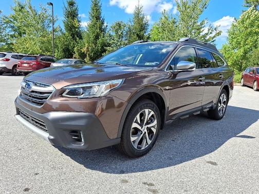 2022 Subaru Outback Touring