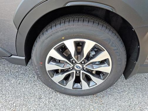 2025 Subaru Outback Touring