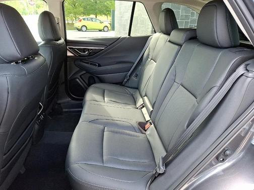 2025 Subaru Outback Touring