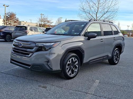 2025 Subaru Forester Premium