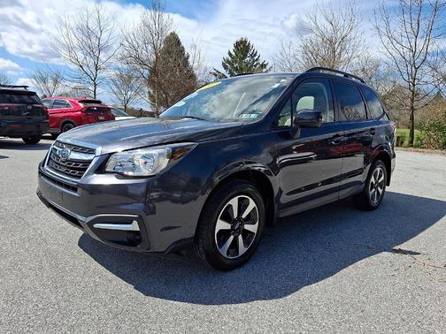 Dark Gray Metallic 2017 Subaru Forester 2.5i Premium